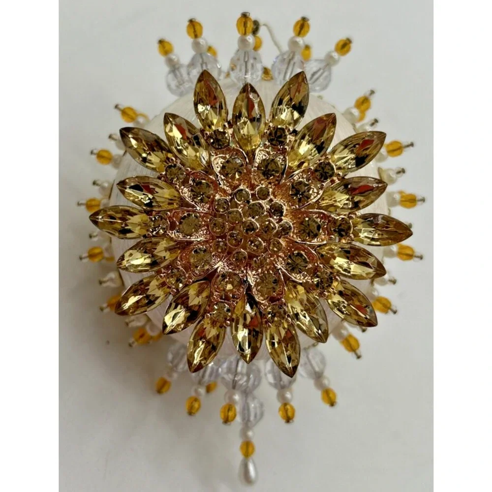 Mary Maxim Design Works Beaded Ornament Kit #6345 Finished Ornament‎ & Box U134